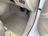 ◆運転席足元◆