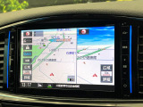 【メーカー純正ナビ】インテリアに溶け込むスタイリッシュな「専用設計」メーカーナビを装備♪視認性や操作性など基本性能にも優れ、より上質なカーライフをお楽しみいただけます。
