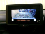 バックモニター搭載で車庫入れ安心!バック中の死角部分がモニターに映し出されるので安全性UP!