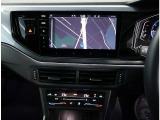 VW純正インフォティメントシステム「DiscoverPro」大変使いやすいタッチパネル型ナビゲーションでETC2.0とエンブレム内蔵バックカメラが付いています。