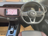 運転席周りの視界もよくハンドルも軽い取り回しなのですごく運転がしやすい車です。