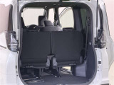 荷室はシートアレンジを行うことで広い荷室にすることが可能です 様々なシーンで活躍できますね
