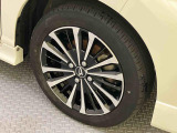 中古車は一物一価、同じようなお車でも、整備状況、外内装の状態など様々です。