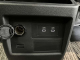USB電源を装備してます。スマホやタブレットの充電に便利です♪
