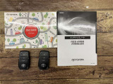 車両取扱説明書・ナビゲーション説明書・整備点検記録簿が揃っております。