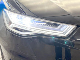 ●LEDヘッドライト:夜間走行時も良好な視界を確保し安心して運転できる高輝度LEDヘッドライトを装備!点灯速度が早く、消費電力も抑えられています。