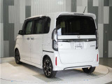 色々なお店で販売しているHonda車ですが、アフターサービスも全てお任せ頂けるのは「HondaCars正規販売店」だけ!ご納車後もお住まいの地域の販売店にて アフターサービスをお任せいただけます。