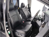 (電動シート)運転席8ウェイパワーシート!シートメモリー機能付き!上級グレードならではの贅沢装備で人気装備となります。