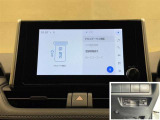 料金自動支払いの他に、高速道路上の様々な情報をリアルタイムにキャッチして、安全で円滑な運転をサポートする次世代型のETCシステムです。