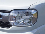 【ヘッドライト】省電力で長寿命の明るく運転しやすいLEDヘッドランプです。明るく照らすので暗い夜道からお客様を守ってくれます。お近くのスズキ自販島根までお越しください。