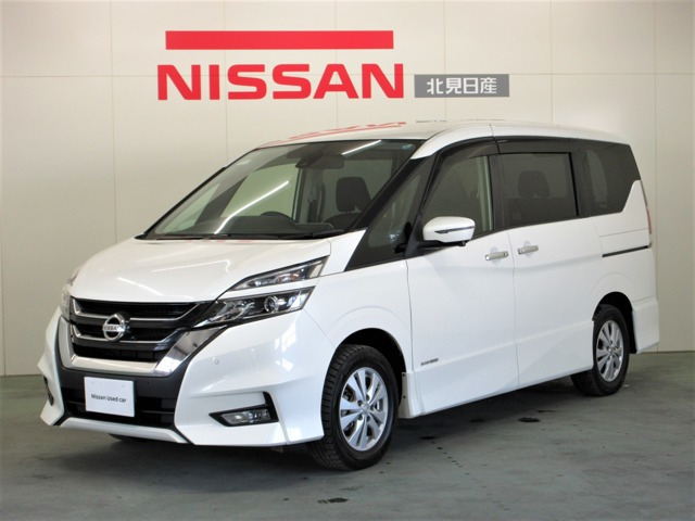 セレナ 2.0 ハイウェイスター VセレクションII 4WD 