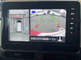 アラウンドビューモニターは車庫入れの強い味方となってくれます。上から車を見下ろすように視ることで、駐車場枠内にビシッと真っ直ぐ停めれます!☆一度使ったらわかって頂けます☆
