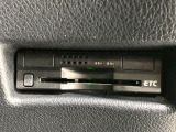 【ETC】高速道路の料金所をストレスなく通過!話題のスポットやサービスエリアに多い「スマートIC」利用時は必須のアイテムです。当店でセットアップを実施、ご納車当日からすぐにご利用いただけます!
