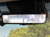 【デジタルインナーミラー】後席の大きな荷物や同乗者で後方が確認しづらい時でも安心!カメラが撮影した車両後方の映像をルームミラー内に表示。クリアな視界で状況の確認が可能です!