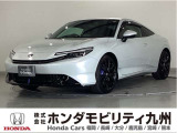低くシャープなフロントノーズから、なめらかなルーフラインへとつながる流麗なプロポーションが目を引くプレリュードです。