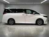 その他にも各種保険、お車の買取(T-UP)、JAF、TSカード、携帯電話などの取扱いをしております。詳しくはスタッフにお尋ねください。