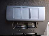 トヨタ認定中古車保証付!(1年間、距離無制限 HV車はHV保証付) 別途延長保証もご用意しております♪ ぜひ現車を確認にご来店ください
