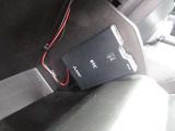 ETCももちろん搭載。いちいち料金所で停車する必要なんて当然ないです。スムーズにストレスなくドライブをお楽しみください。(※支払総額にセットアップ費用は含まれておりません。)