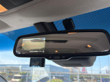 【 バックカメラ 】駐車が苦手な方でも映像で後方の安全確認もしっかり♪見えない死角の部分や距離感などモニター確認することが可能です!//