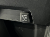 ☆パワーアウトレット電源☆車内で様々電気機器を使用でき、とても便利です。