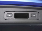 ◆予約クローズ機能付きパワーテールゲート◆キーや運転席のボタン、ハンズフリー機能など多彩なアクセスで自動開閉できます。