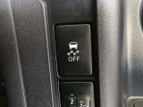 VSC(滑りやすい路面での横滑りを抑え車両の安定性を保つための機能)搭載ですが、雪道などから脱出する時はOFFすると脱出しやすくなる場合があります