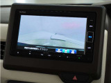 ◆バックカメラ◆リバースにするだけで映ります、後方の安全確認や、狭い駐車場での車庫入れ、雨の日や夜間など視界の悪い時に便利です!安全にバックする為には欠かせない装備です。