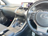 NX 300 クール&ブライト 4WD 本革シート