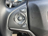 ステアリングスイッチ搭載!ハンドルひとつで手を離さなくても運転中視線をそらさなくても操作が出来て便利です