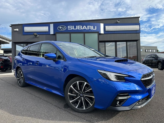 レヴォーグ 1.8 STI スポーツ EX 4WD