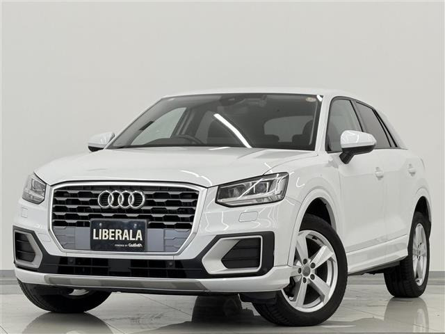 Q2 1.0 TFSI スポーツ 修復歴無し