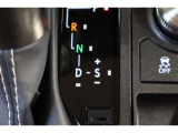 MTモード(シーケンシャルシフト)を装備しています。CVT車でありながら、マニュアル感覚のシフトチェンジが可能です。ドライバーの変速操作に応えたアクティブな走りが楽しめます。