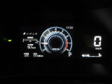 ディスプレイには運転に必要な様々な情報を表示します。