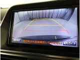 バックガイドモニターで、後方を確認しながら安心して駐車することができます。運転初心者も熟練者も必須の機能ですよ!