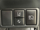 【レーンディパーチャーアラート】ドライバーがウィンカー操作を行わずに車線を逸脱する可能性がある場合、ブザーやディスプレイ表示による警告でお知らせします!