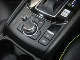 運転しながらでも手元を見ずに操作可能なマツダコネクトの操作ダイアルです!