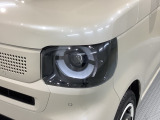 LEDヘッドライトは、点灯の瞬間から最大光量を発揮し、突然暗くなるトンネルなどでの安定感を高めます。