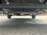 下廻りもとてもキレイな状態です、長くお乗り頂けるよう弊社はサビ腐食のない車両を厳選仕入れしています!