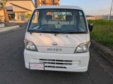 当社では納車前整備や洗車・ルームクリーニングも行っております。