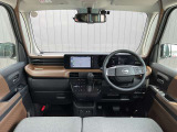 広々とした視界を体感できます。運転が楽しくなりますね。