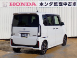◆リアは【プライバシーガラス】となっております。プライバシーの確保と見た目の良さはもちろんの事、太陽光を防ぐのでエアコンの効きも良くなります。エアコンの効きが良くなるので、燃費の向上にもつながります。