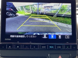 バックモニター付きで、車庫入れやバック時の後方確認をしっかりサポート。モニターに映し出される映像で死角も確認しやすく、狭い場所での駐車や後退時の操作をより安心して行えます。
