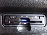 ■【ETC車載器】が装備されています。セットアップをしてお渡しとなり、ETCカードを差し込むだけで高速道路の利用が可能です。