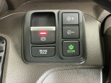 【eコンスイッチ】低燃費運転をサポートするECONモード。スイッチをONすると、エンジンやトランスミッション、A/Cなどを協調制御し、燃費の向上に貢献。エコドライブの効果を高めます。