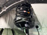 お車を安心してお乗りいただく為には、足回りの定期点検が欠かせません。サービスサポート(有償保証)では無料点検もご提供しており、安心のカーライフをお過ごしいただけるサポート体制が整っています。
