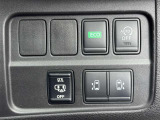 ハンズフリー両側オートスライドドアで手荷物いっぱいでも楽々開閉可能です