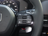 Hondaセンシングの機能のひとつ、アダプティブクルーズコントロール付!アクセルから足を離しても設定したスピードと前車との車間を保ち走行してくれます!車線維持もアシスト☆高速道路で疲労軽減ですね☆