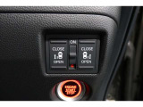 ◆◆両側電動スライドドア!!荷物で手が塞がる時など簡単にドアの開閉が出来ます!何より力いらずで開閉OK!女性やお年寄りにも優しい♪電動機能はOFFにもできますから元気なお子様の駆け出しも安心!