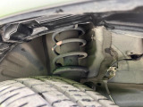 お車を安心してお乗りいただく為には、足回りの定期点検が欠かせません。サービスサポート(有償保証)では無料点検もご提供しており、安心のカーライフをお過ごしいただけるサポート体制が整っています。