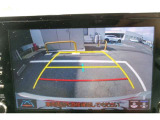 バックガイドモニターで、後方を確認しながら安心して駐車することができます。運転初心者も熟練者も必須の機能ですよ!
